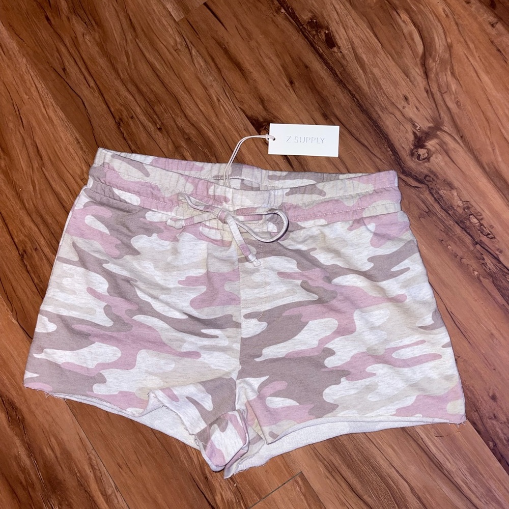 Z supply shorts NWT